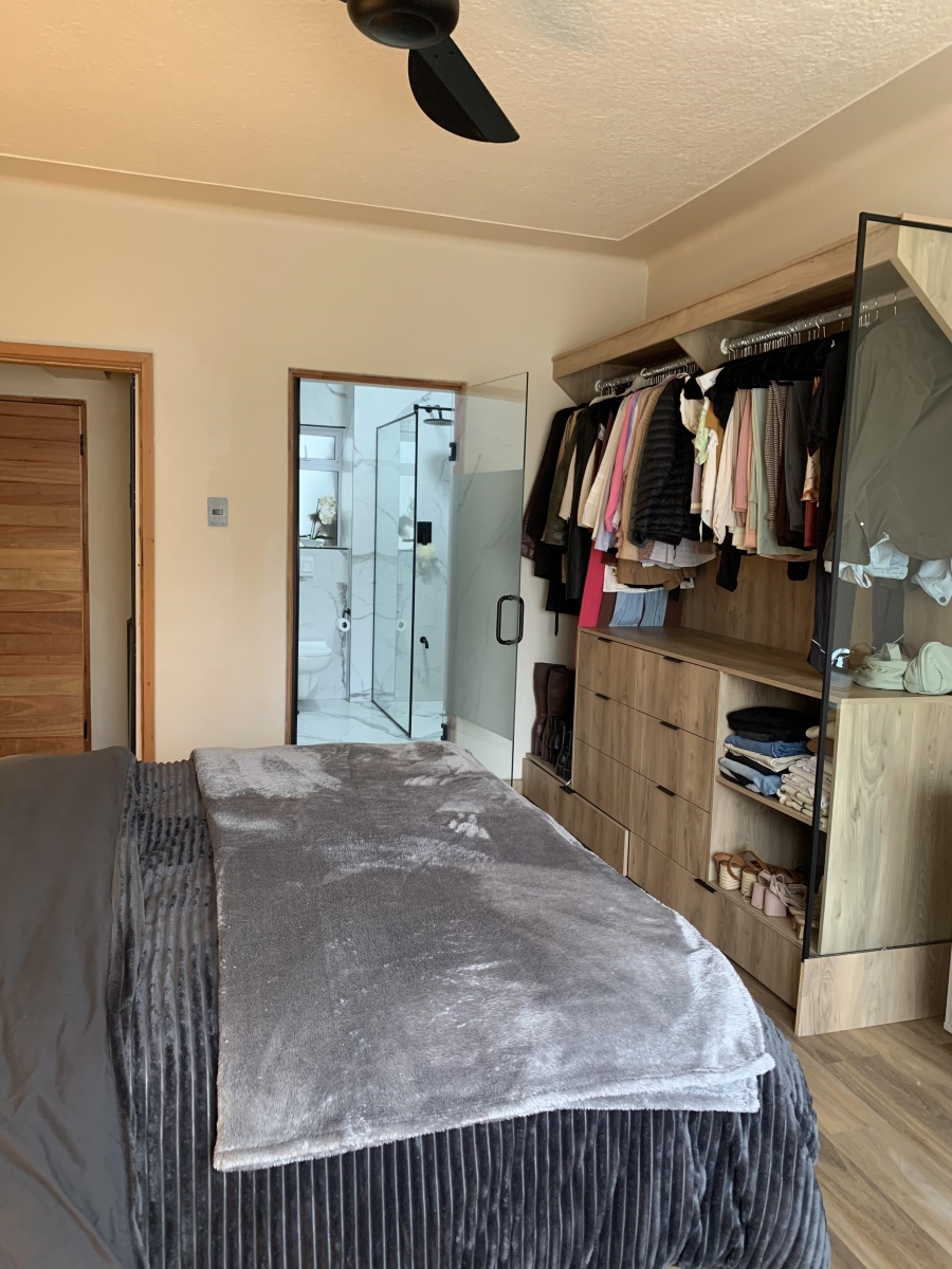 To Let 3 Bedroom Property for Rent in Sea Point Western Cape